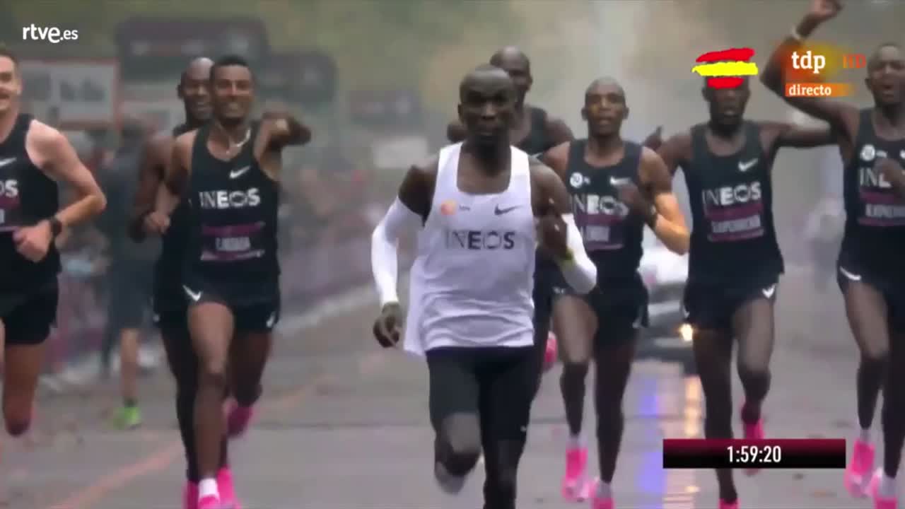 El récord atómico de maratón de Eliud Kipchoge | Deportes El récord atómico de maratón de Eliud Kipchoge | Deportes