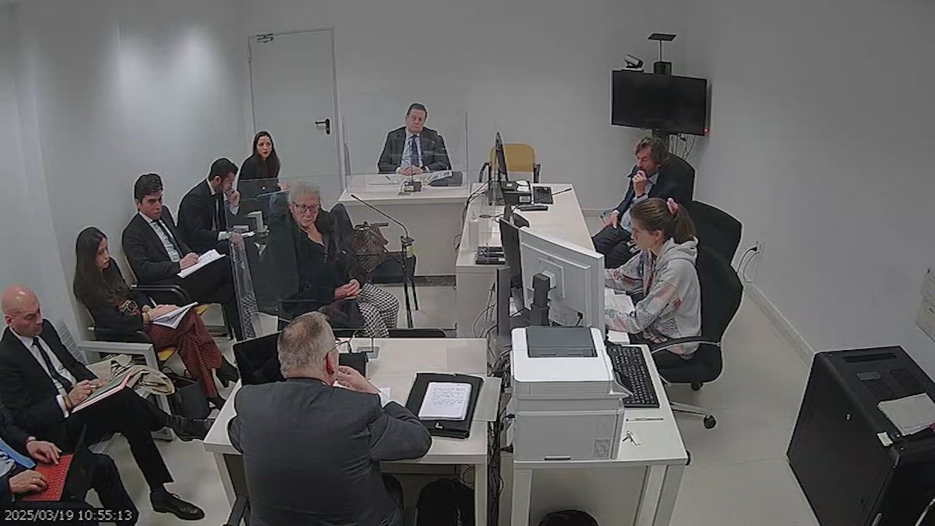 La mujer que dijo haber llevado dinero a Ferraz tuvo un "enfrentamiento" con Aldama