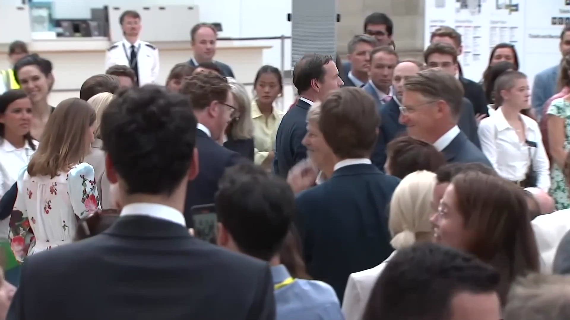 Starmer, Macron celebrate upcoming loan of France's Bayeux Tapestry to Britain