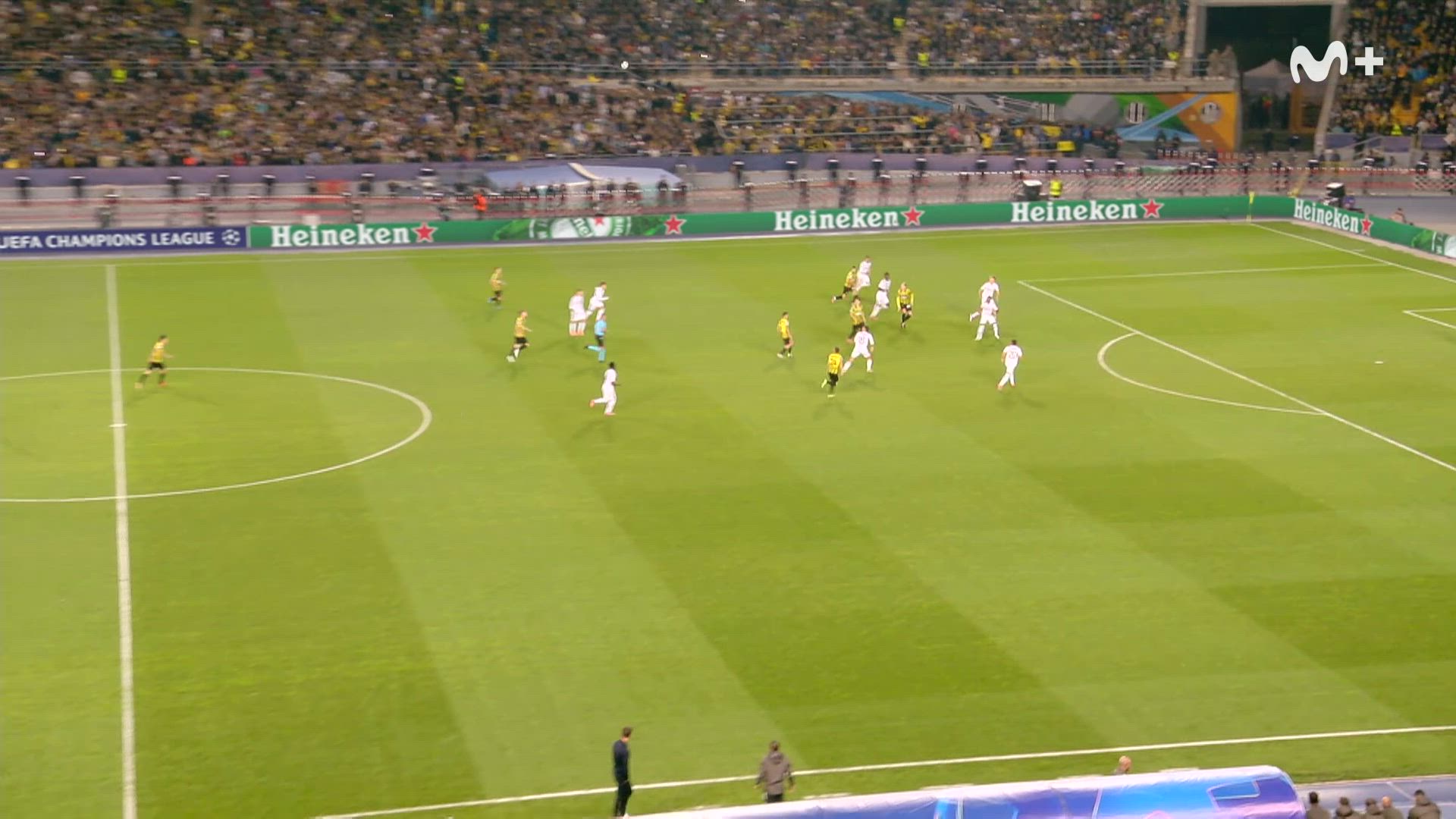 Vienes de una manita y esto es lo que le pasó al Madrid según pitó el árbitro el inicio: increíble