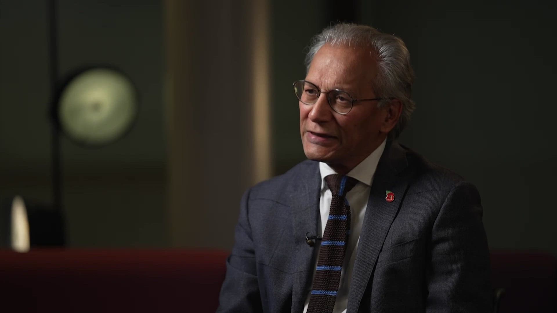 BBC chairman apologises for misleading edit of Trump speech