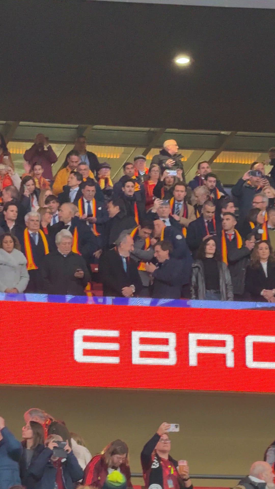 El rey, Felipe VI, y Louzán, no han querido perderse la Final de la Nations League