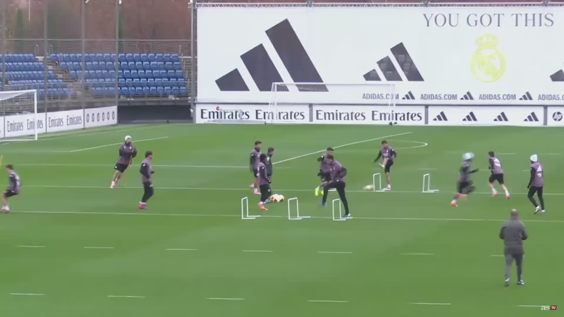 Entrenamiento completo del Real Madrid previo al Talavera de la Reina vs Real Madrid | Copa del Rey