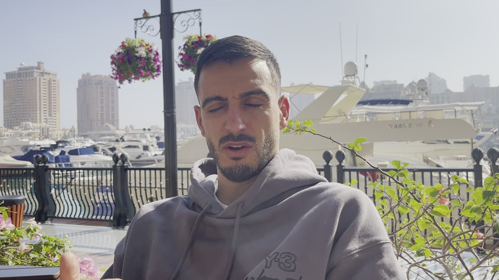 Joselu revela la abismal diferencia entre su Madrid y el vestuario de Xabi: directo y al grano