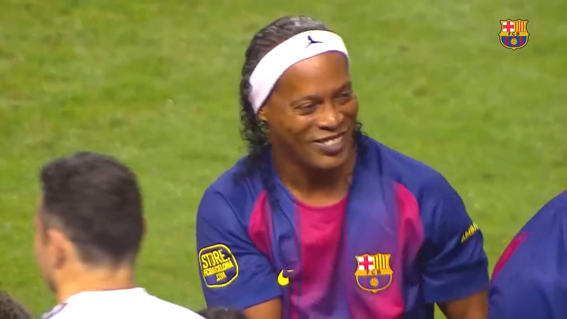 Resumen y goles del Real Madrid leyendas vs Barça legends