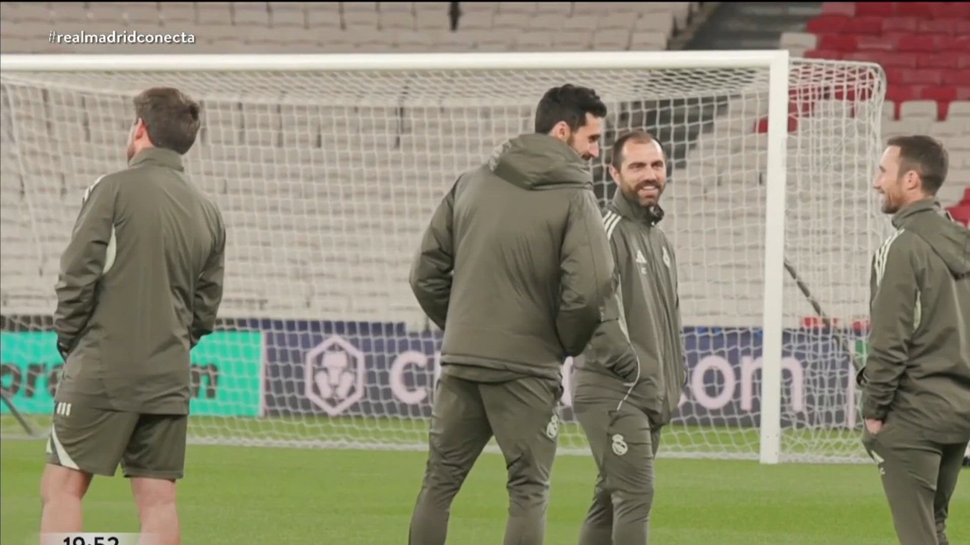 Entrenamiento completo Real Madrid previo al Benfica