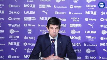 Rueda de prensa completa: presentación de Quique Sánchez Flores como nuevo entrenador del Alavés