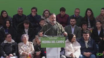 Abascal carga contra Pedro Sánchez por utilizar la bandera de España: 