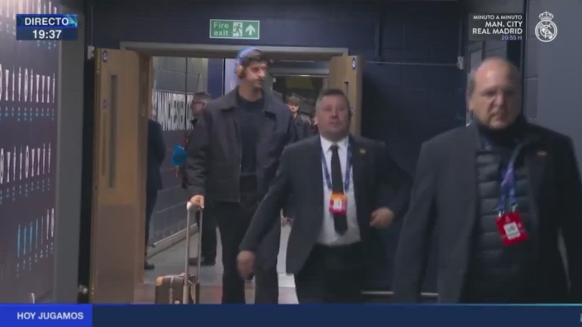 Le sale innato y forma parte de su gran mérito: así entró Arbeloa por los pasillos del Etihad