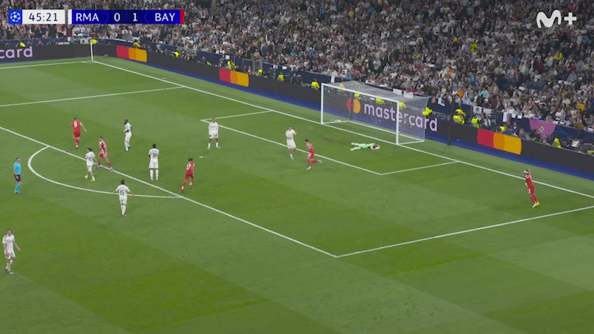 El gol del Bayern a los 20 segundos que heló al Bernabéu:las reacciones de Huijsen y Arda Güler. definitorias 